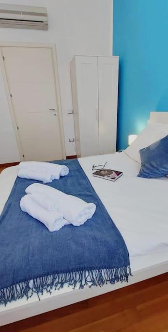 Blue Apartment Κάλιαρι Εξωτερικό φωτογραφία