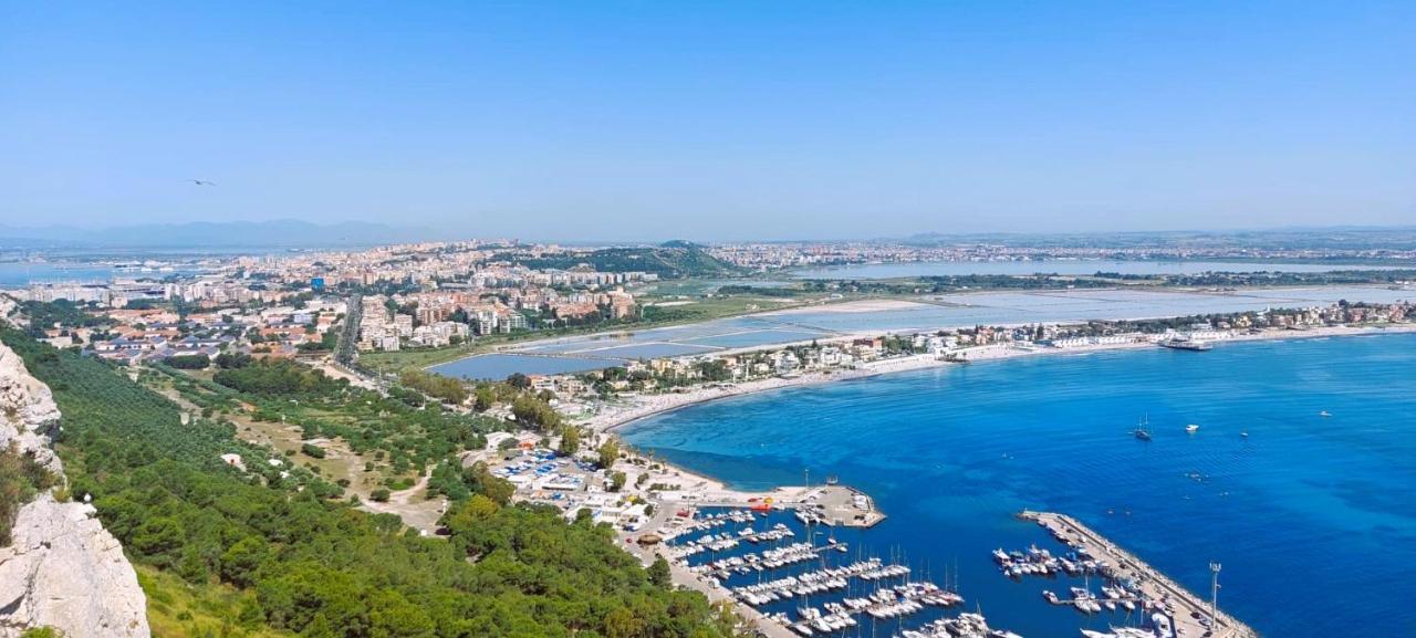 Blue Apartment Κάλιαρι Εξωτερικό φωτογραφία